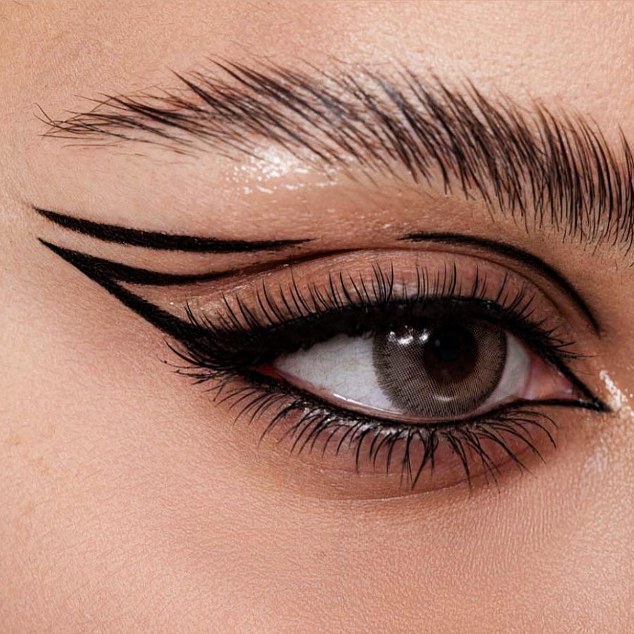 Delineador de Ojos de Alta Precisión con Trazo Perfecto y Larga Duración